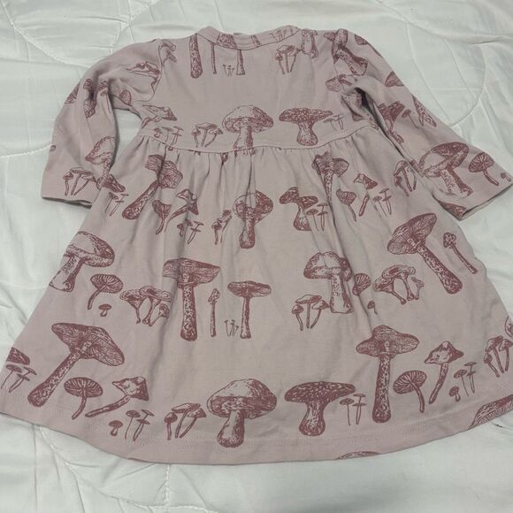 Kate Quinn Pink Mushroom Button Front Dress 12-18 months - Picture 3 of 3